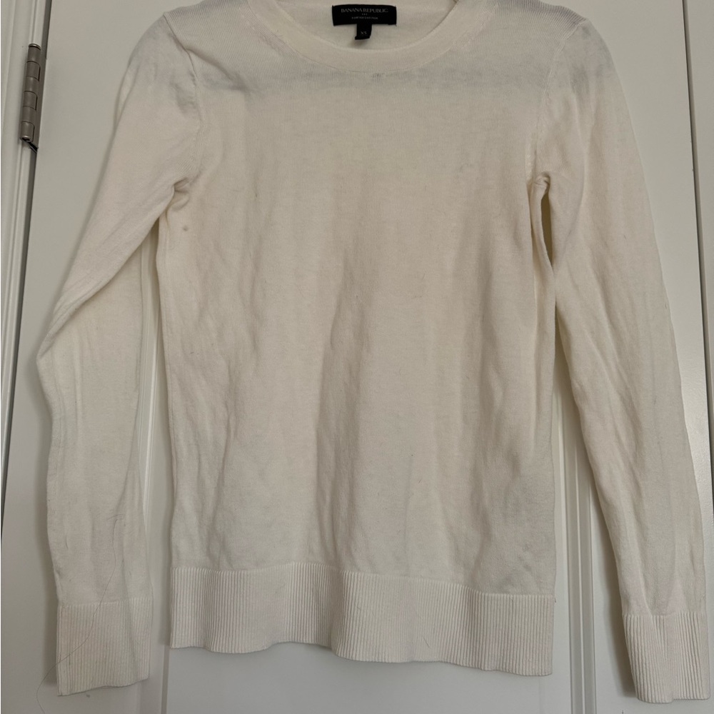Banana Republic White Crew Neck Sweater Lightweight Knit